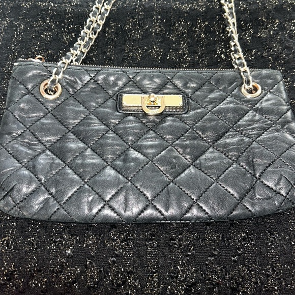 DKNY Quilted Leather Chain Strap Bag - Picture 2 of 8